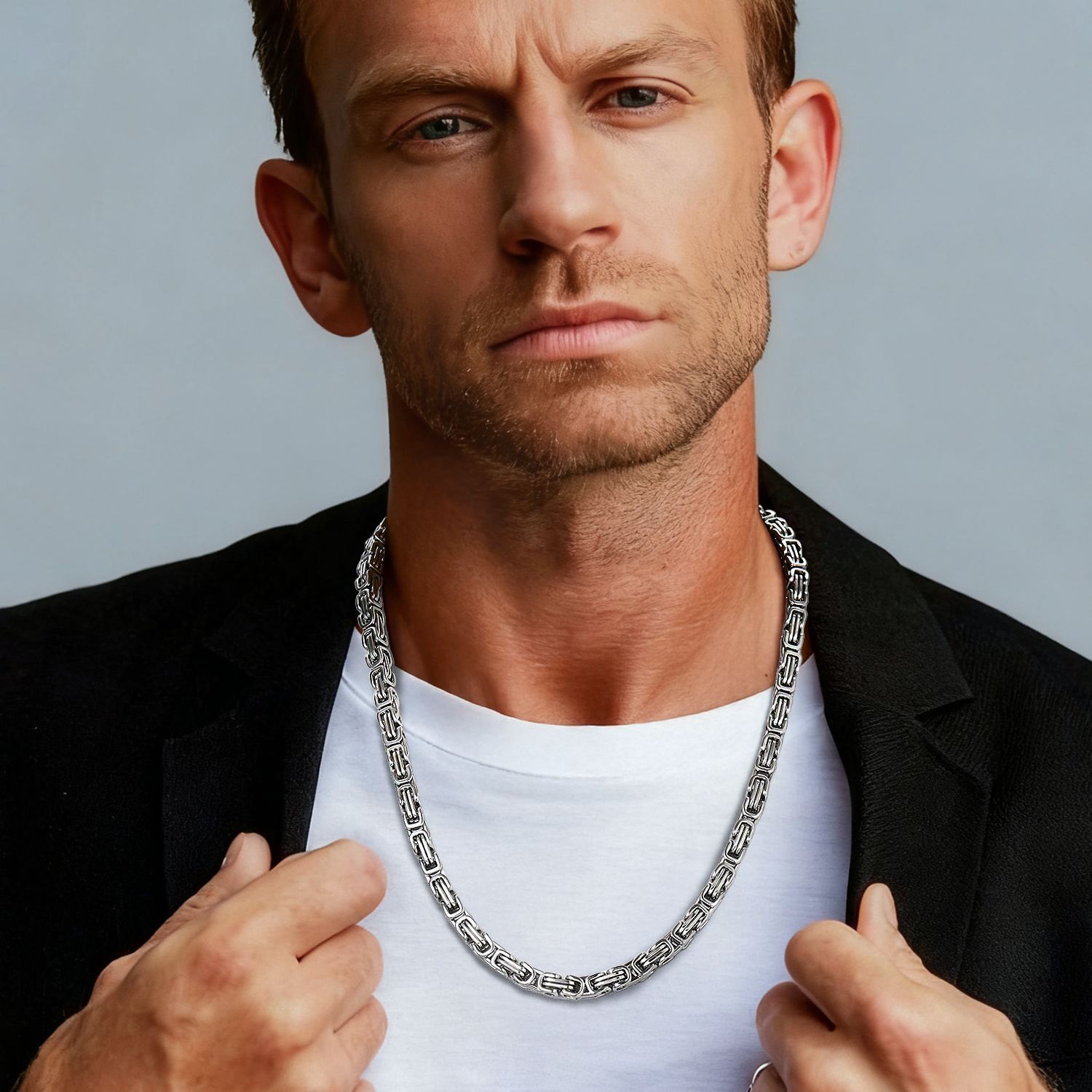 Men wearing 6mm 22inch Byzantine chain necklace