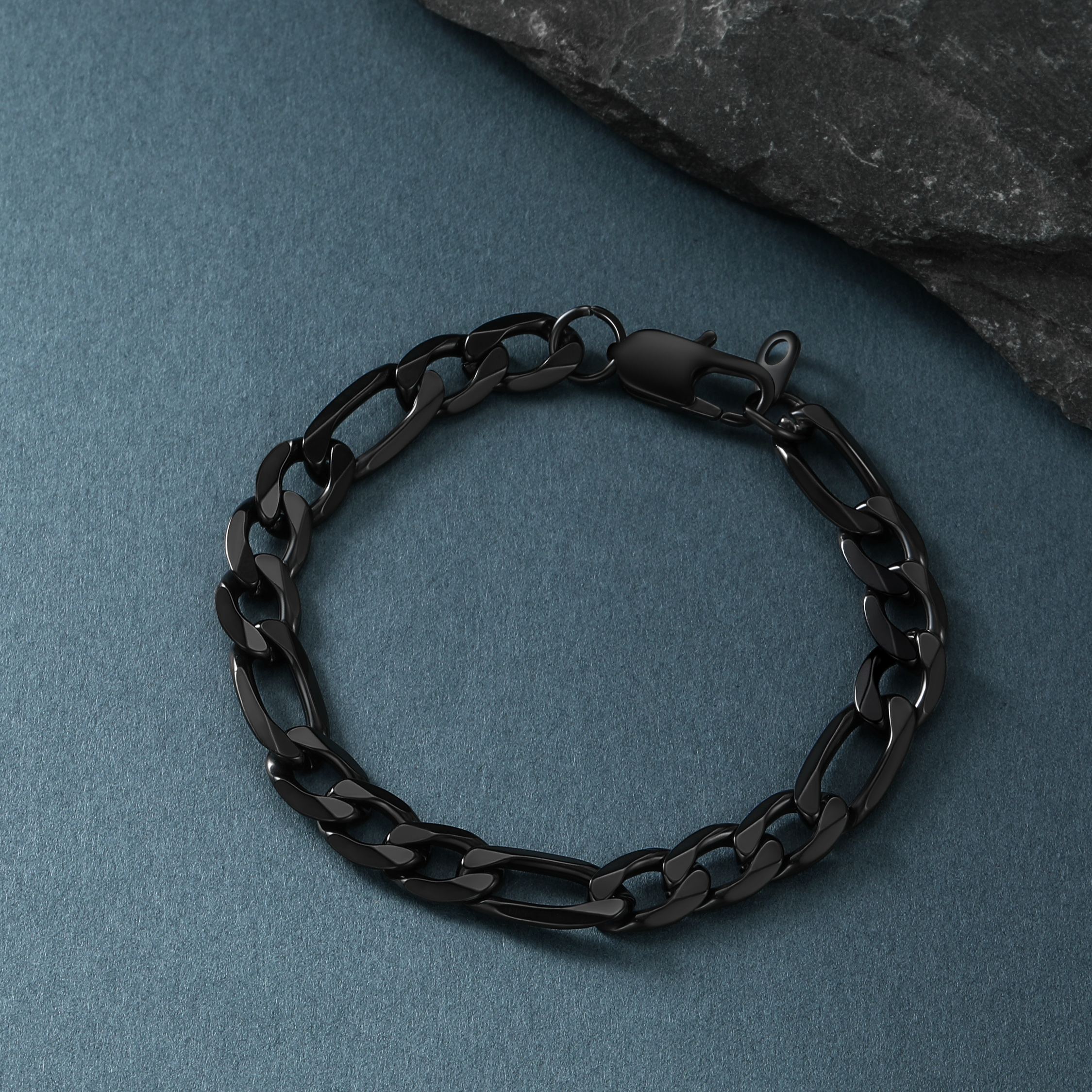 Black Figaro stainless steel bracelet classic chain