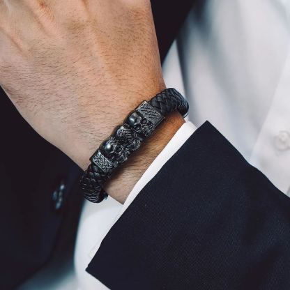 Skull Style Leather Bracelet With Pattern In Button(Black) - model effect