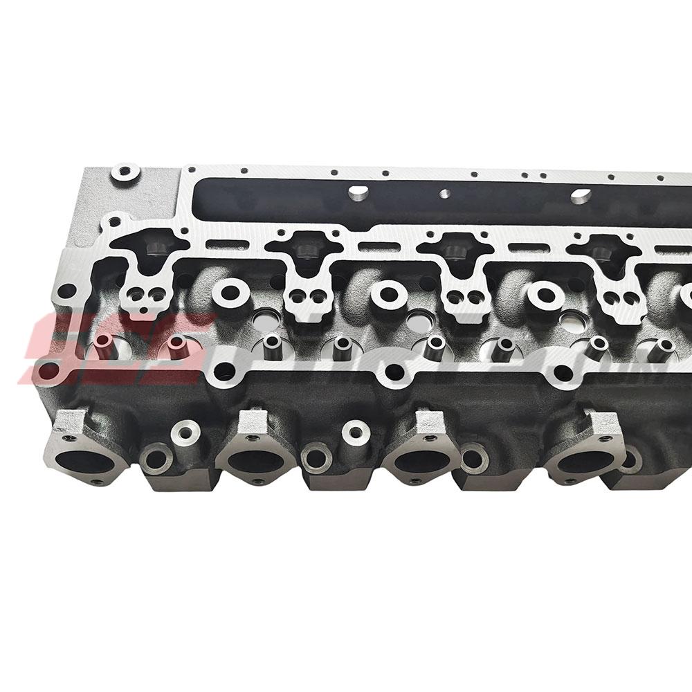 3973493 Cylinder Head 