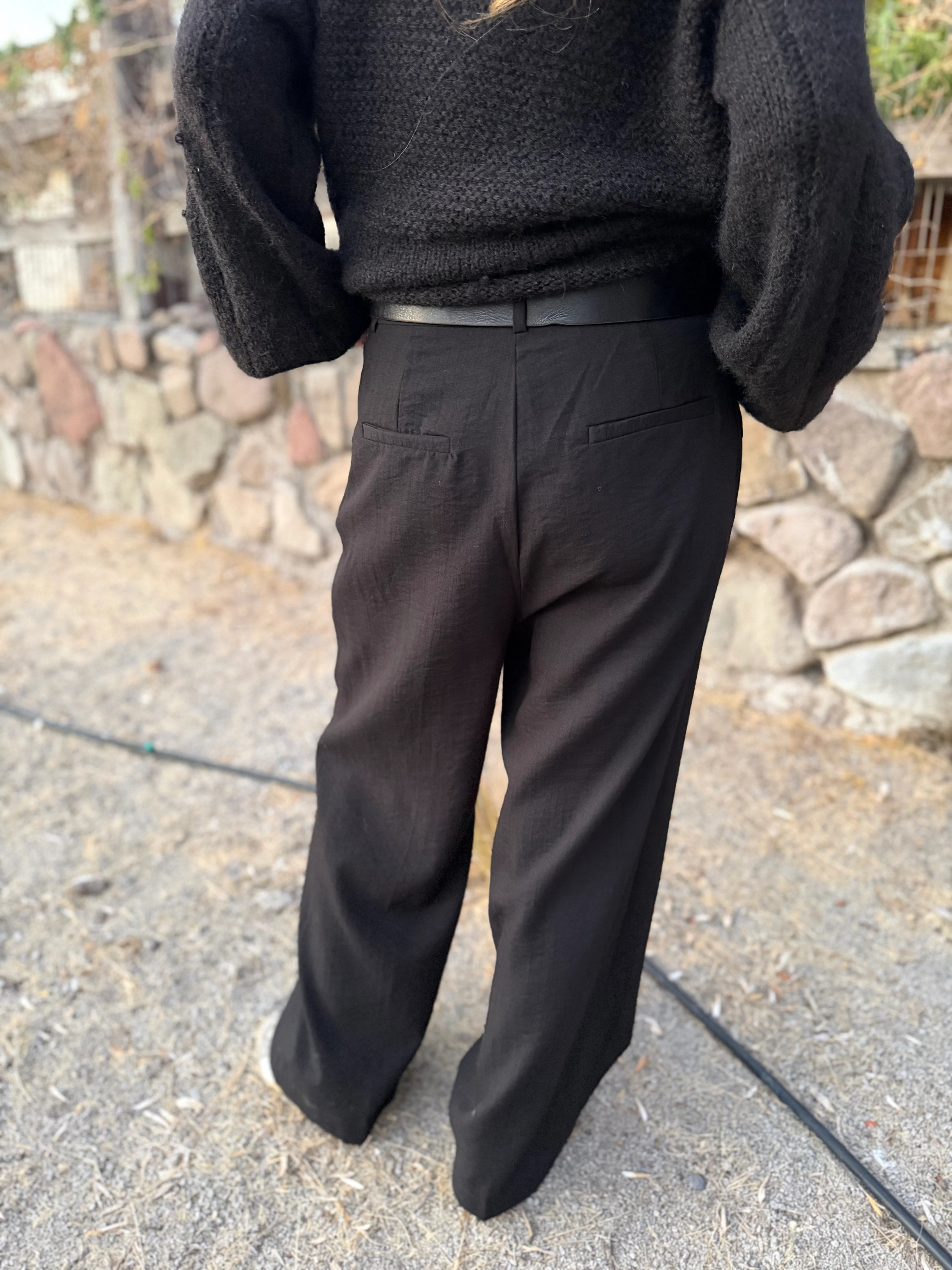  Women's Fluid Tailored Pants