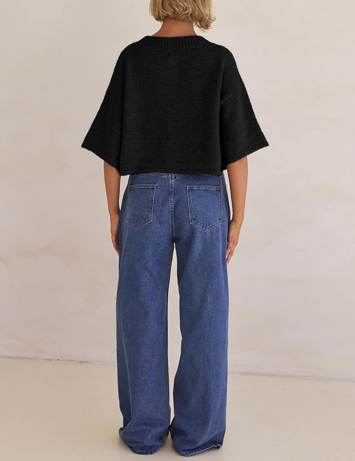 Lightweight Cropped Button Cardigan