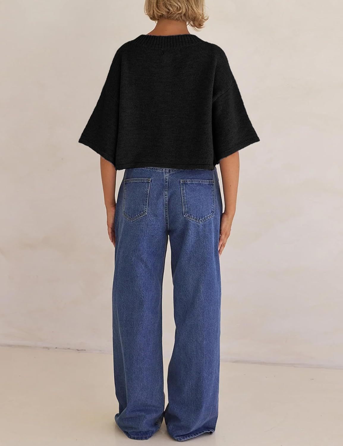 Lightweight Cropped Button Cardigan