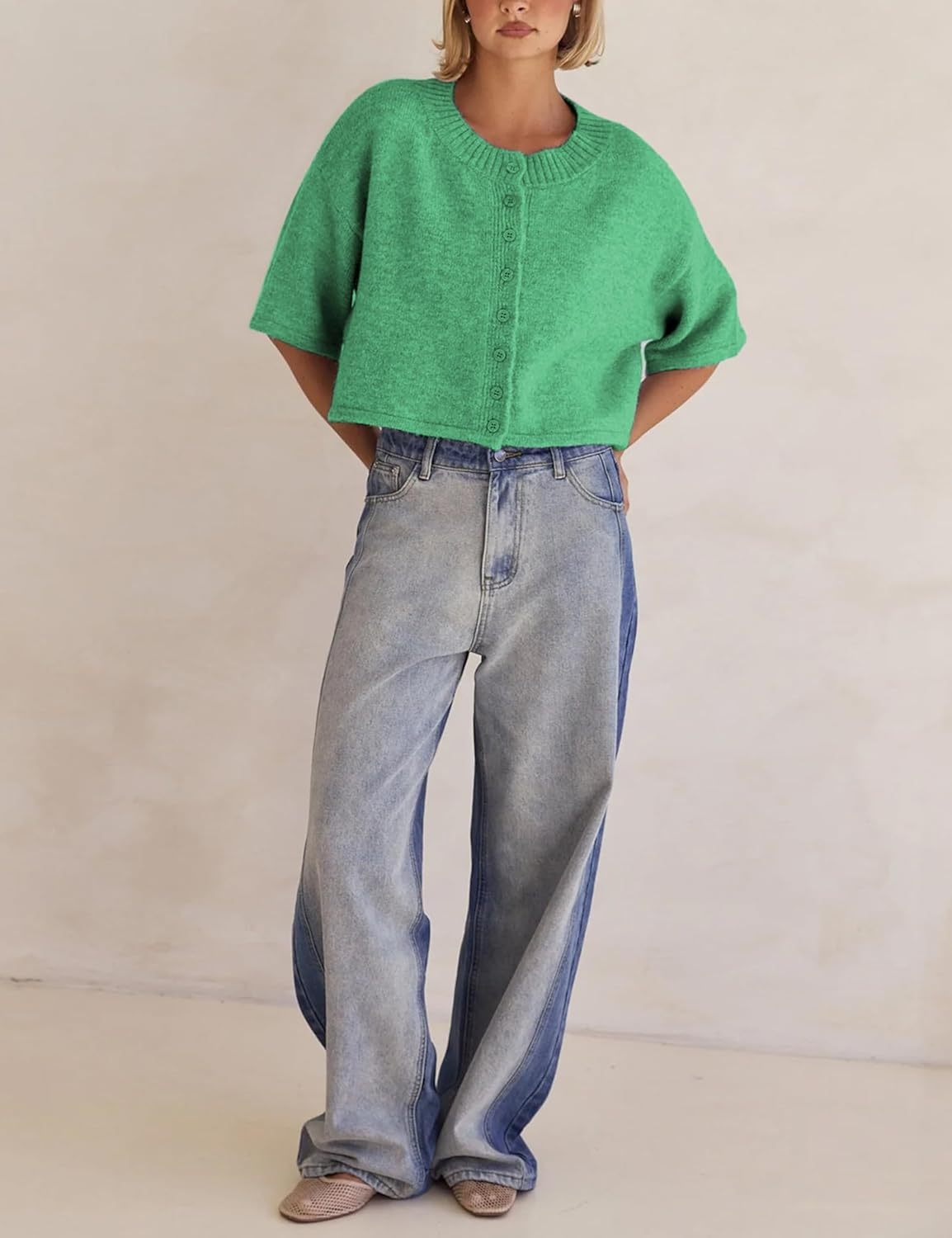 Lightweight Cropped Button Cardigan