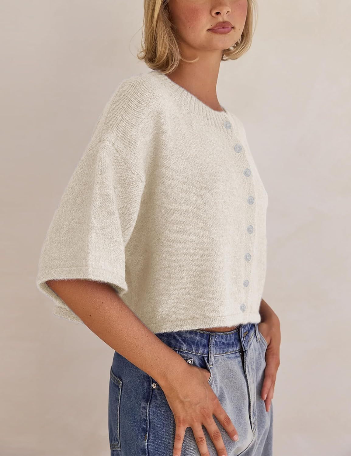 Lightweight Cropped Button Cardigan
