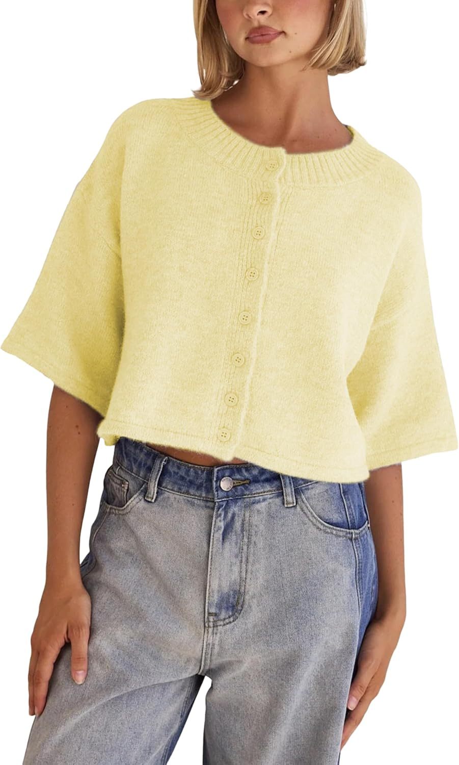 Lightweight Cropped Button Cardigan