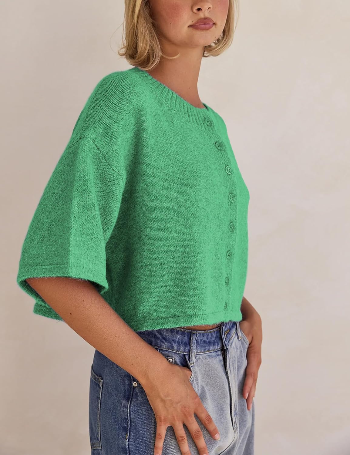 Lightweight Cropped Button Cardigan