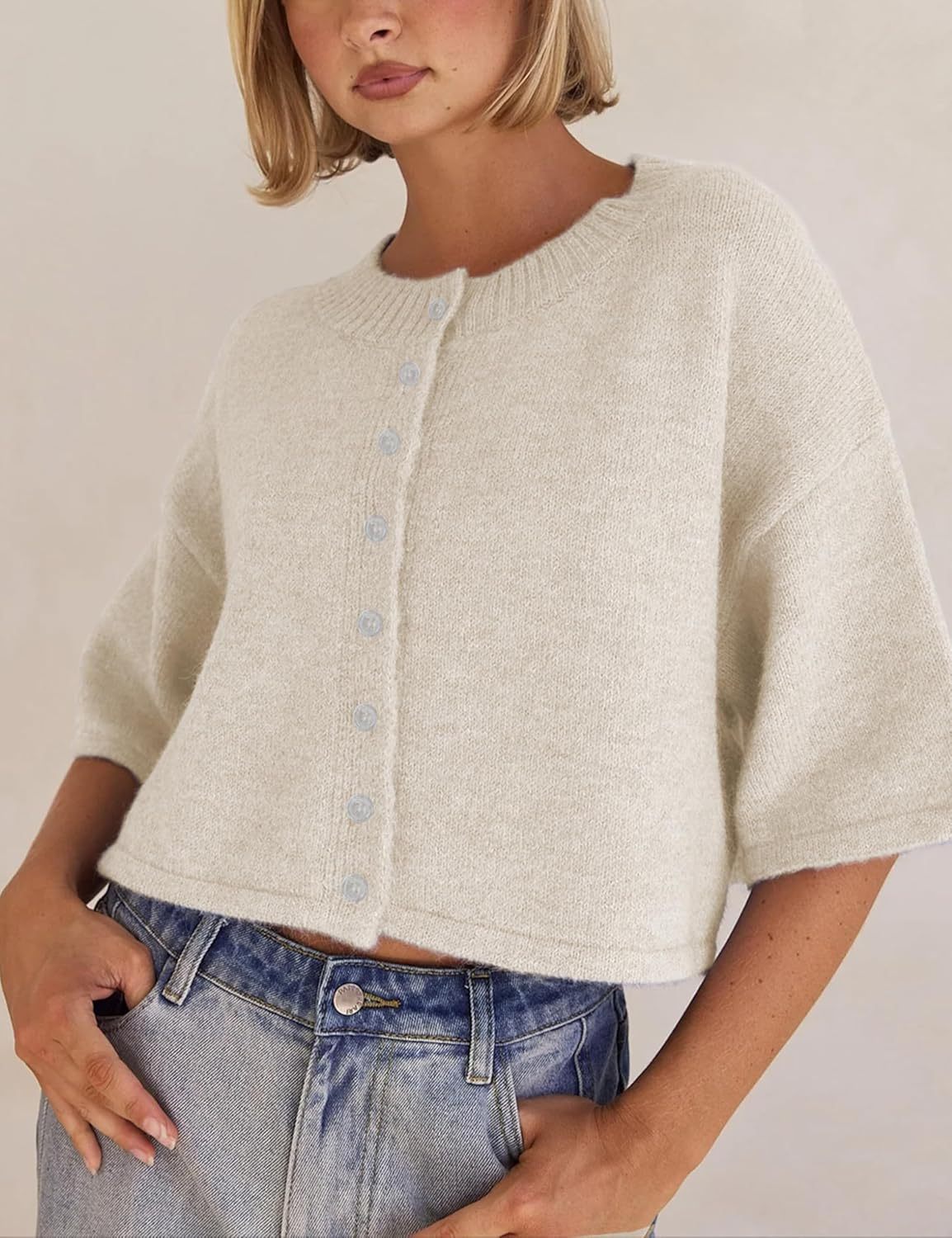 Lightweight Cropped Button Cardigan