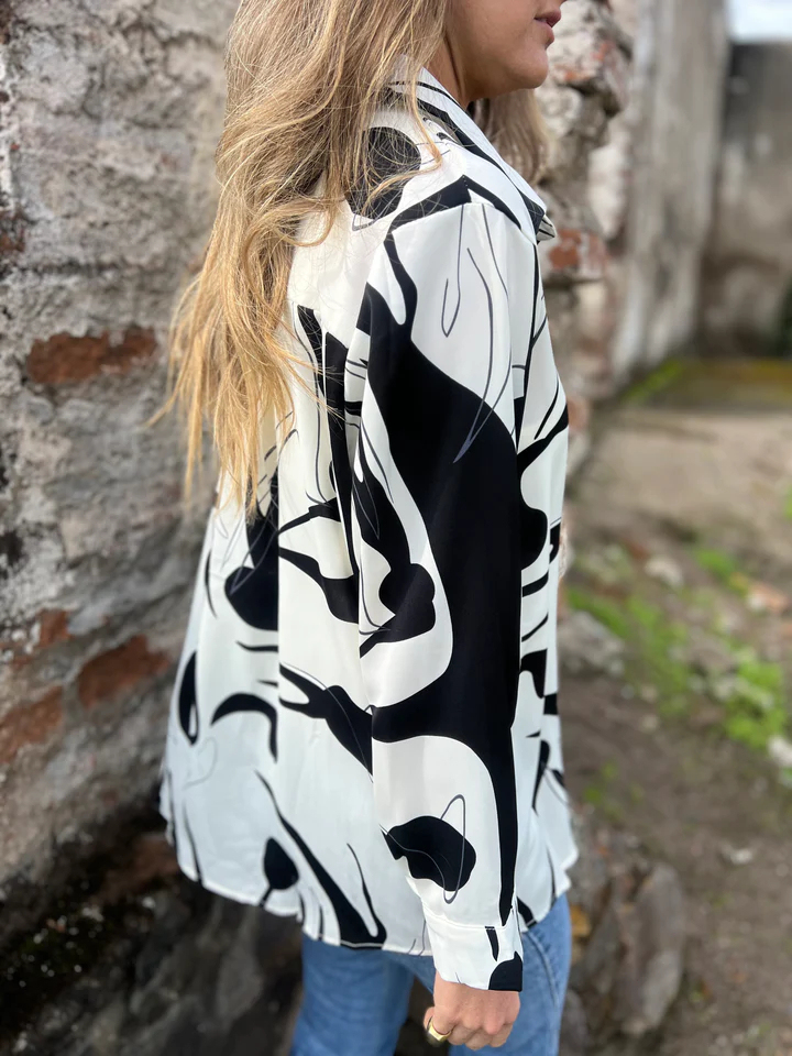 CLEARANCE SALE🔥Abstract Print Long Sleeve Button Down Shirt