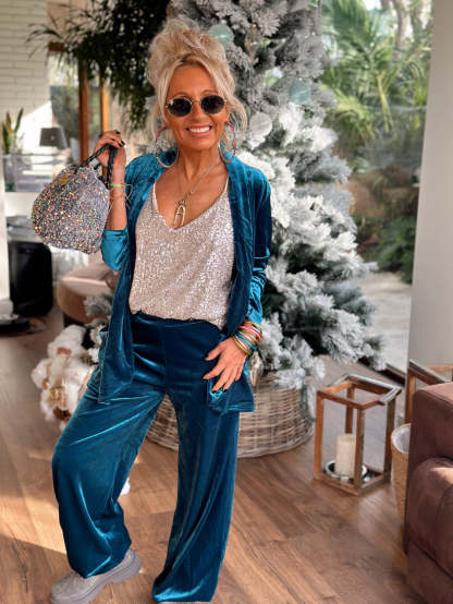 CONJUNTO JADE TERCIOPELO PISTACHO