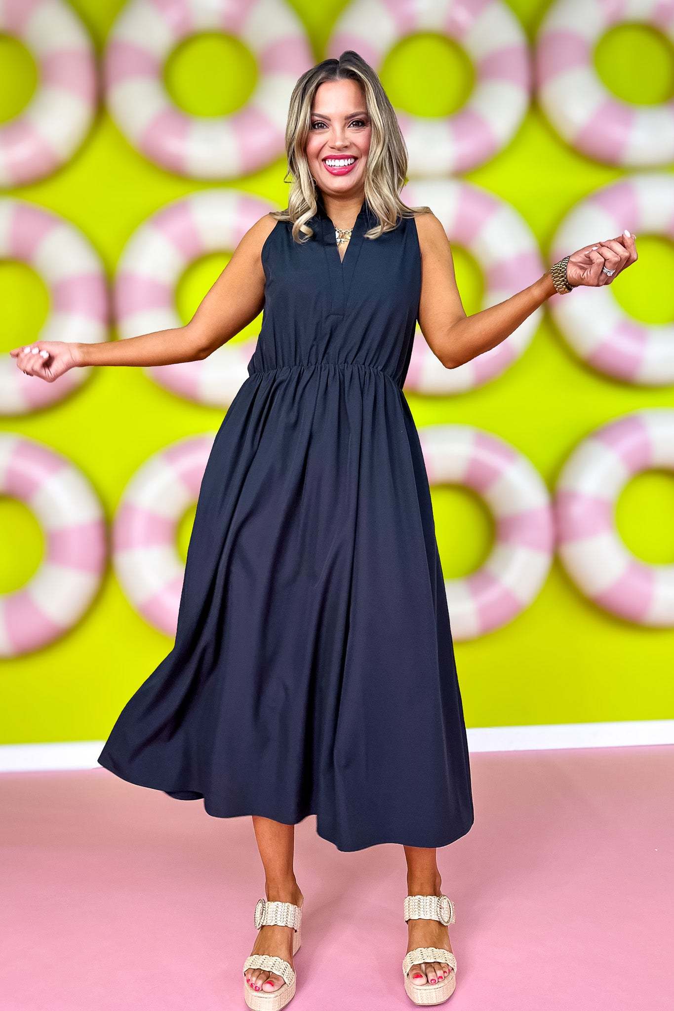 SSYS Rosemary Collared Sleeveless Midi Dress In Black