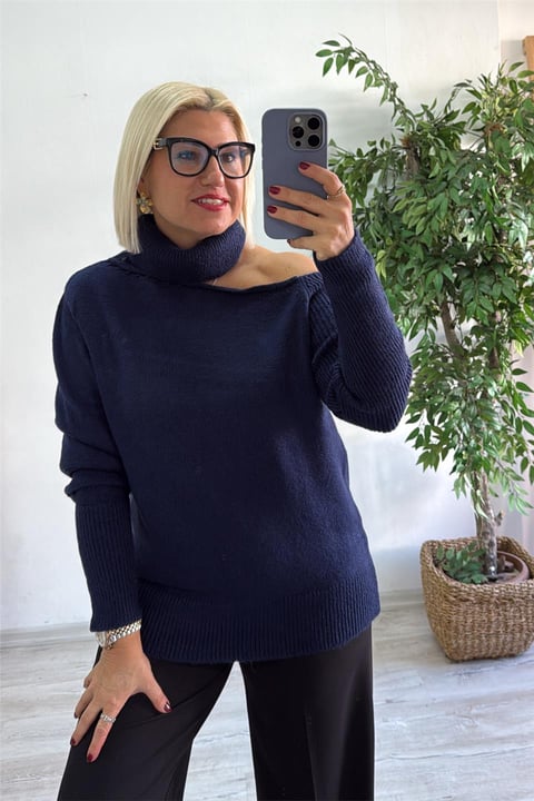 CLEARANCE SALE🔥Relaxed Fit Off-Shoulder Sweater