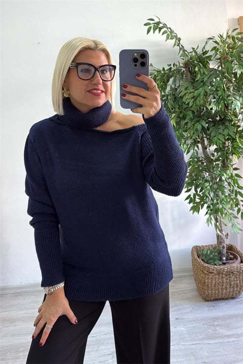 CLEARANCE SALE🔥Relaxed Fit Off-Shoulder Sweater