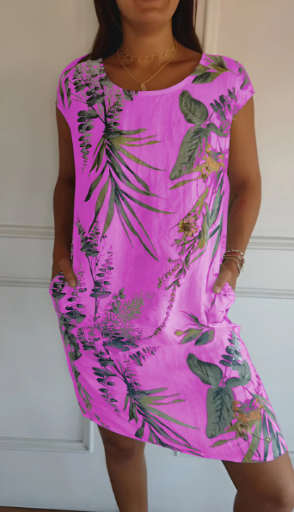 A Loose Printed Short-Sleeved Dress With Round Neck Pockets