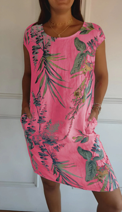 A Loose Printed Short-Sleeved Dress With Round Neck Pockets