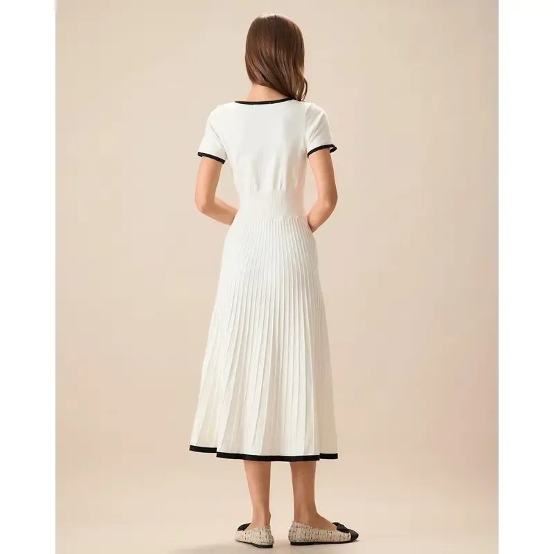 Women's White Contrasting Sweater Midi Dress