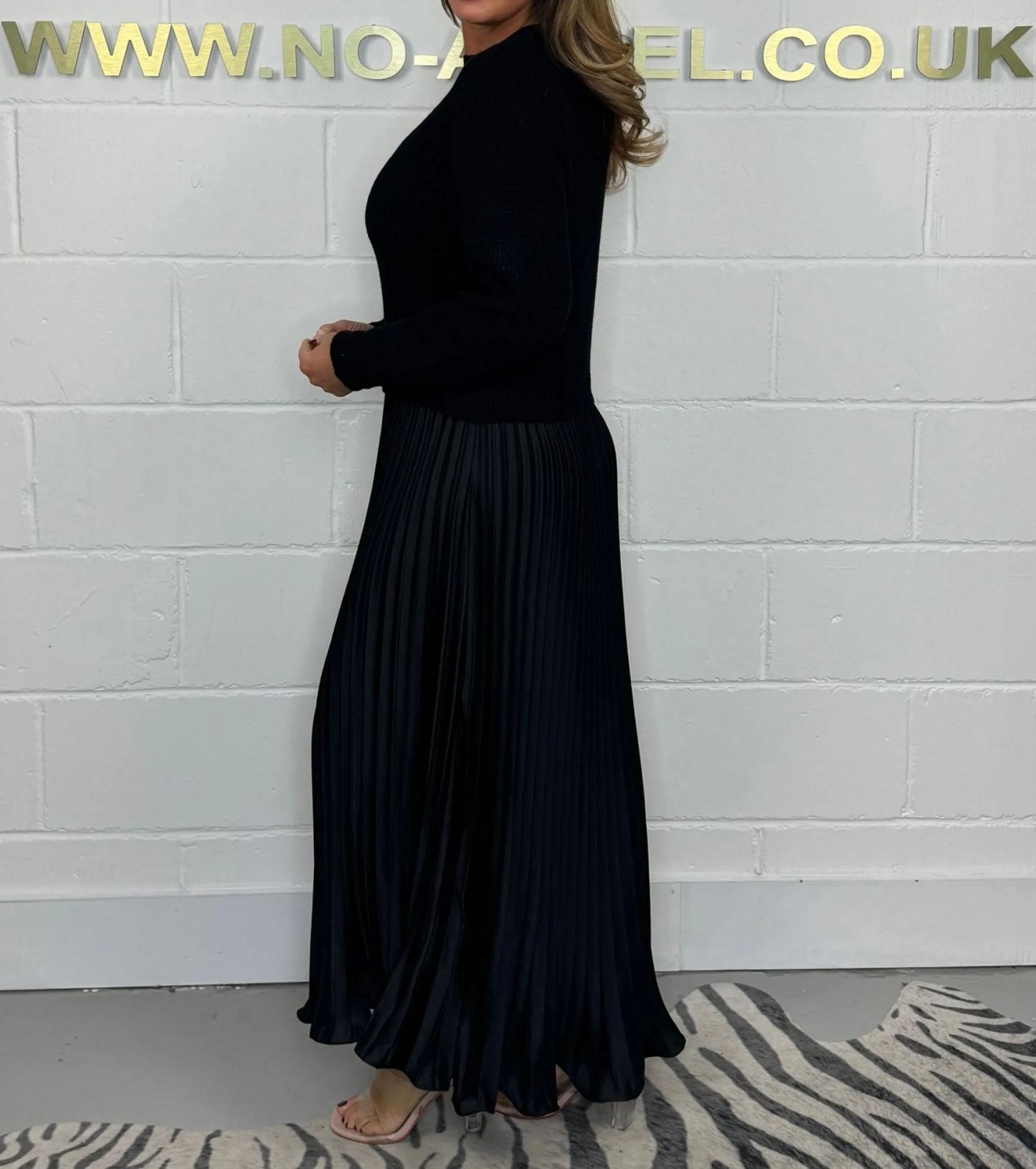 PRE-ORDER!! Long Sleeve Jumper & Pleated Bottom Dress (5 Colours)