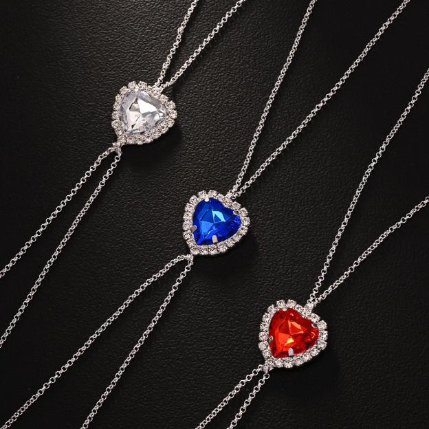 High-end pure heart diamond necklace