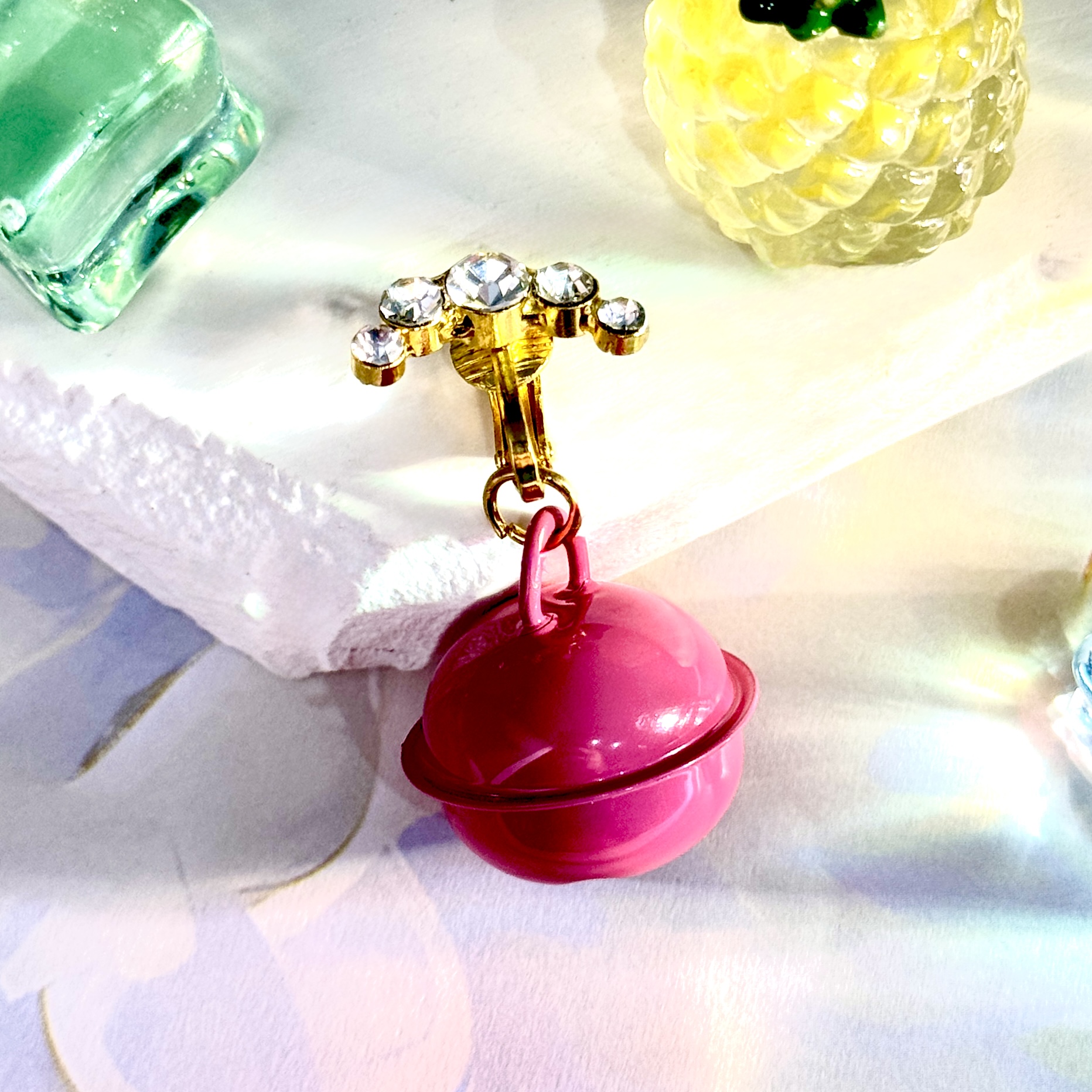 Luna Pink Bell Navel Clip™