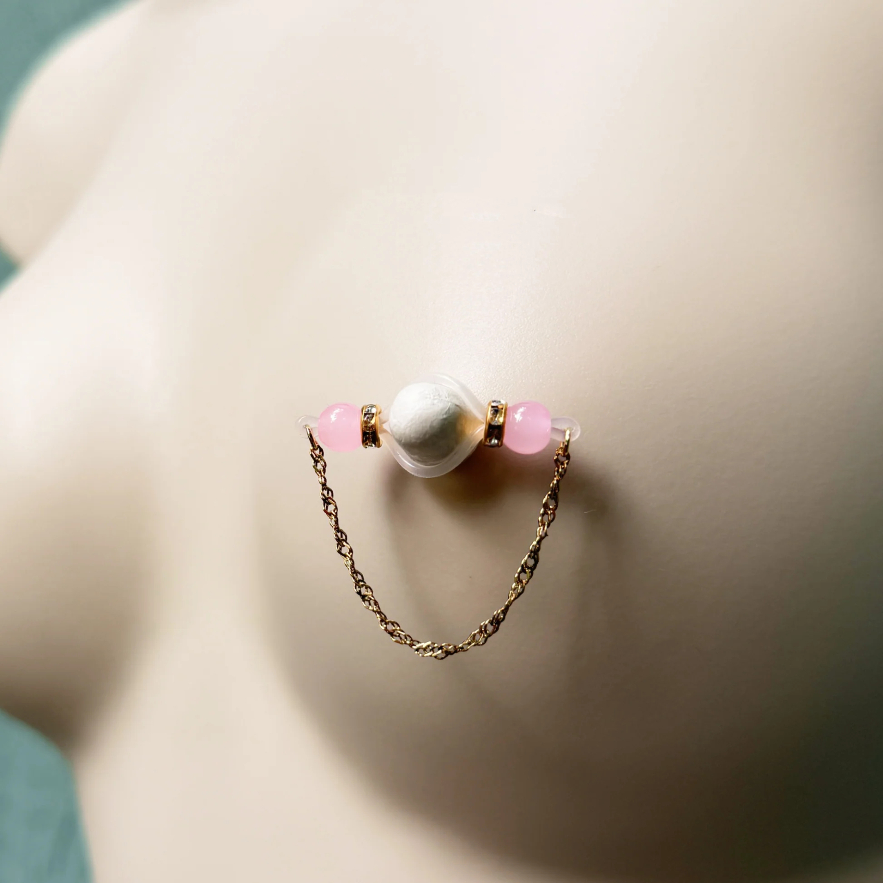 Custom-made glass bead twist chain