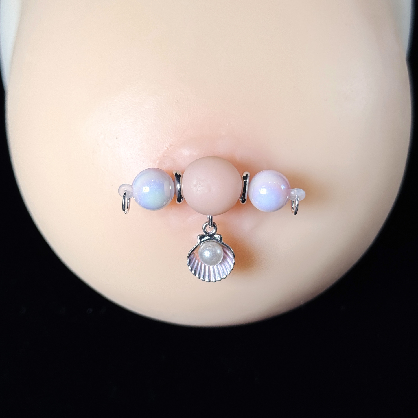 Pearl Shell Temptation
