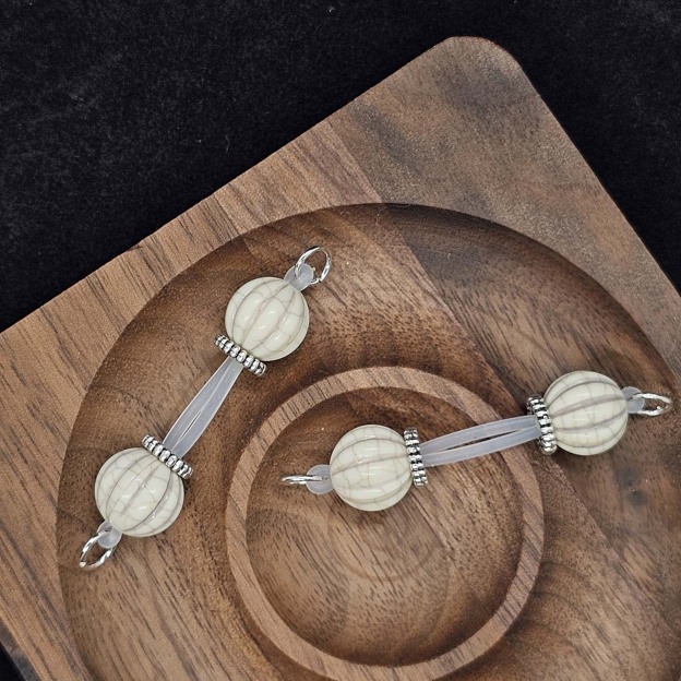 Ivory Sphere Clips