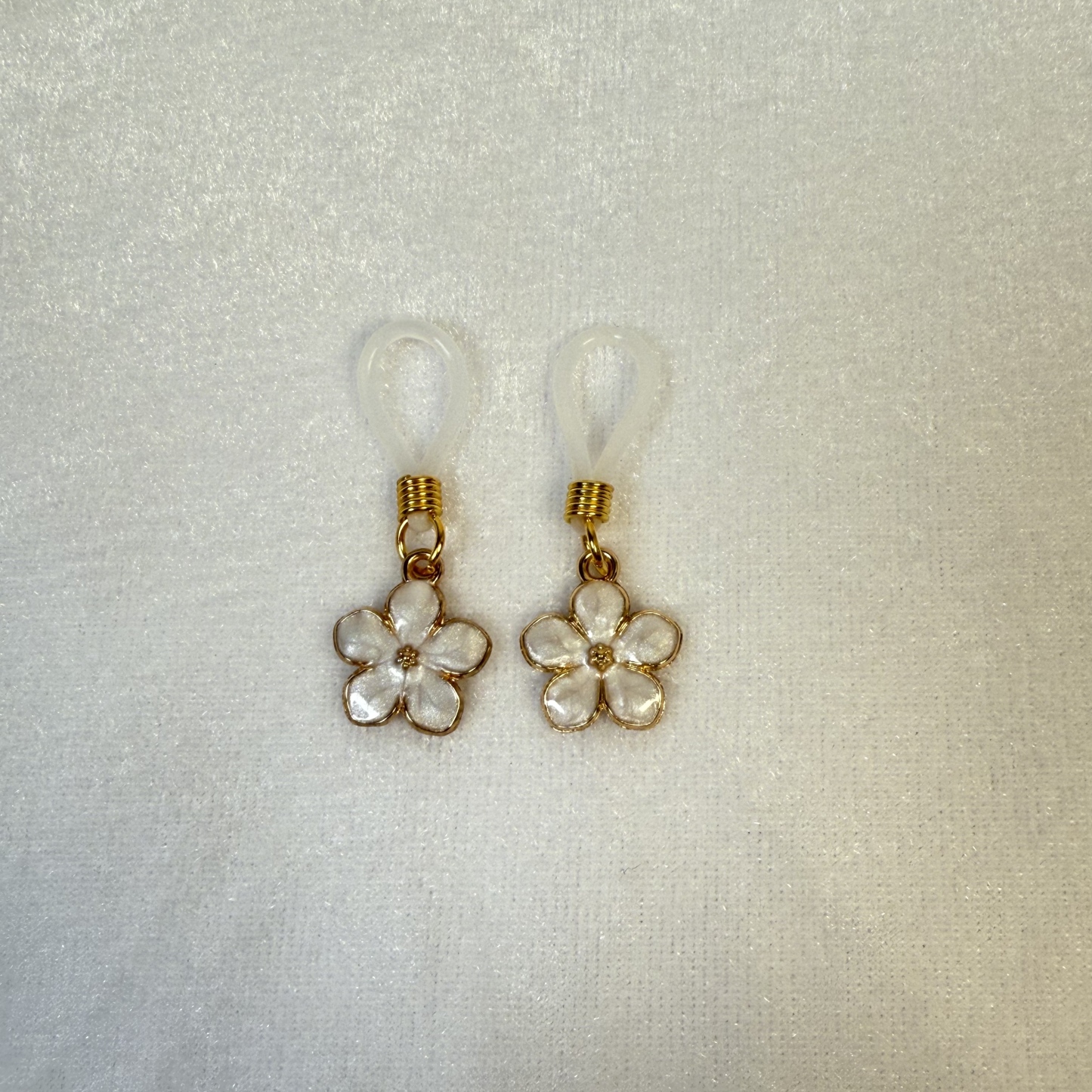 Reinforced anti-slip nipple decoration