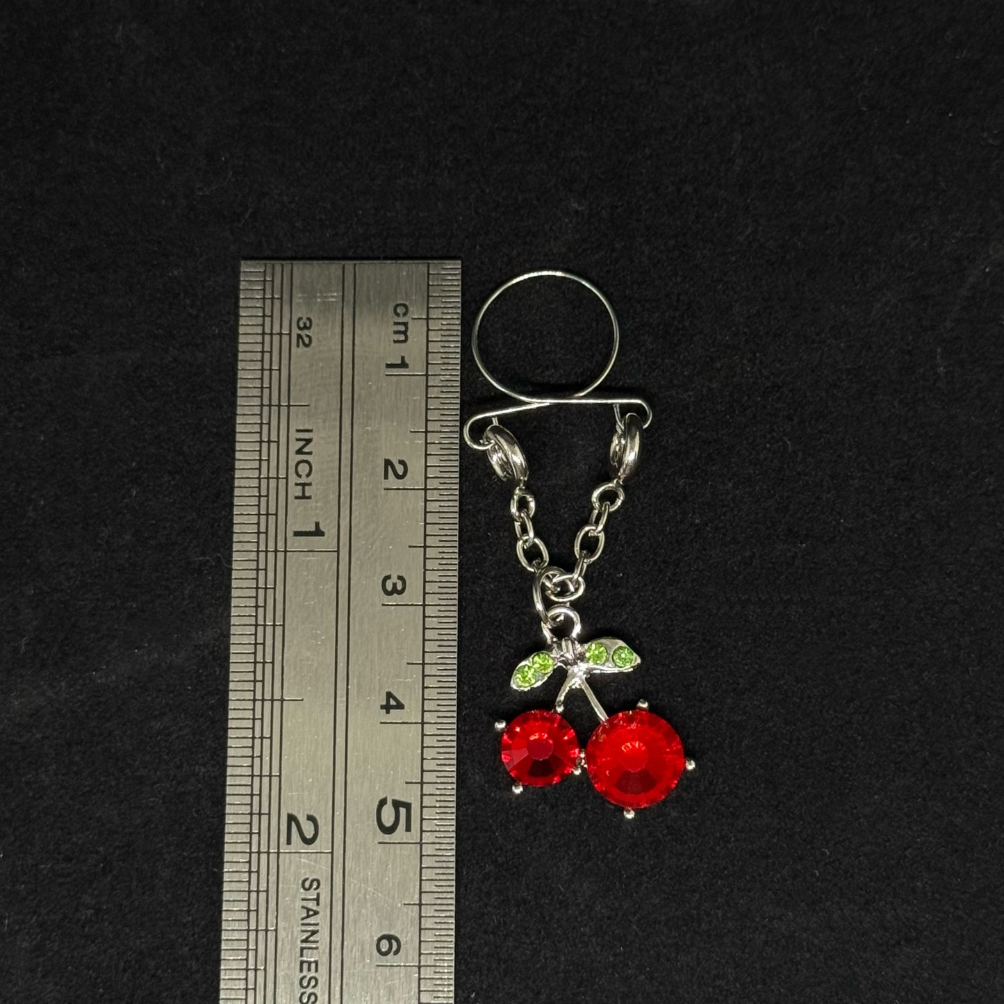 Spring contraction anti-fall nipple decoration