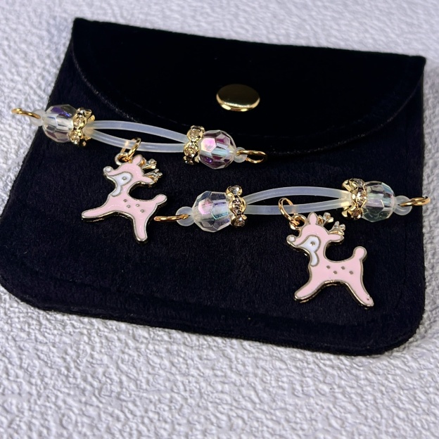 Frost Crystal Stag Clip