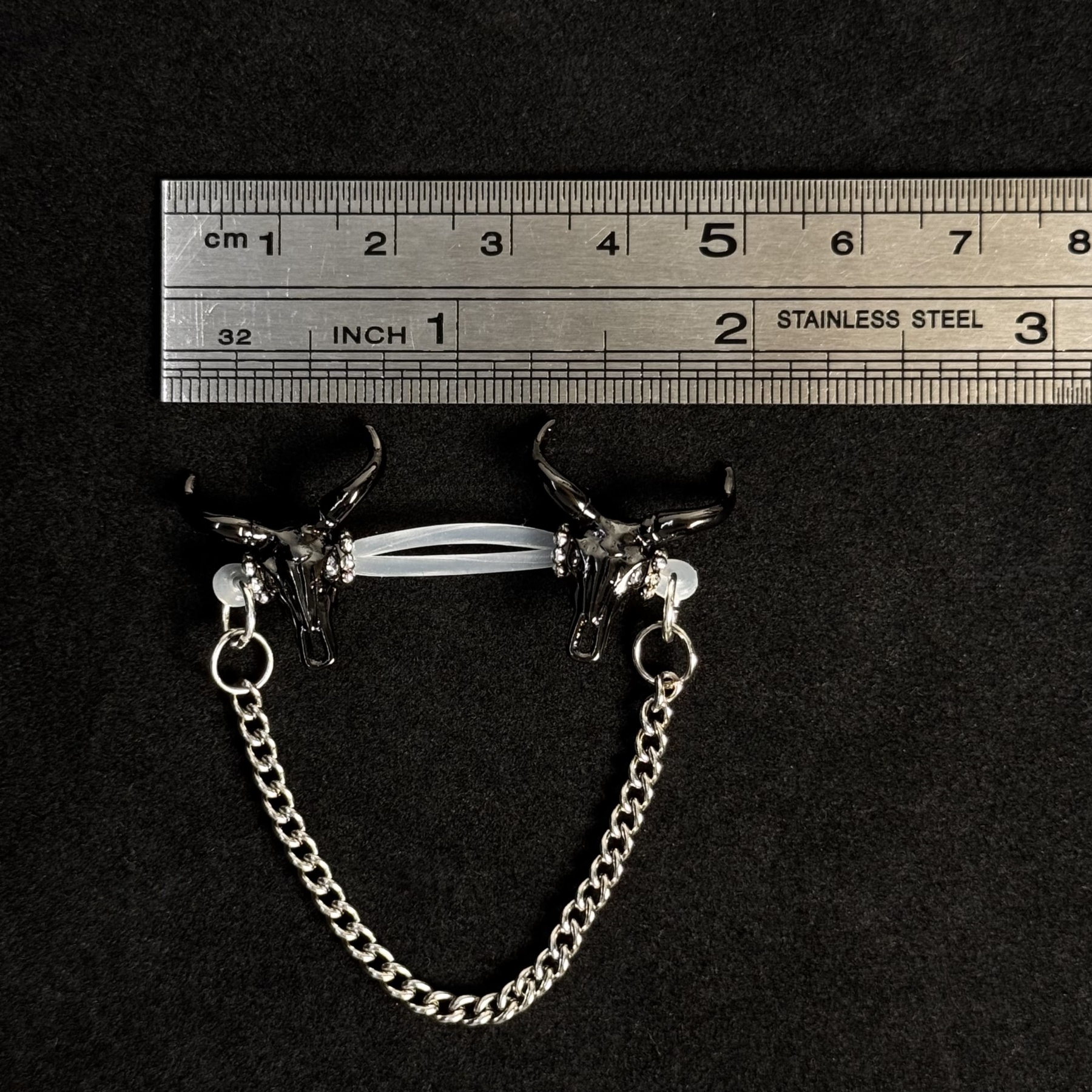 Bonded Bull Chain Clips