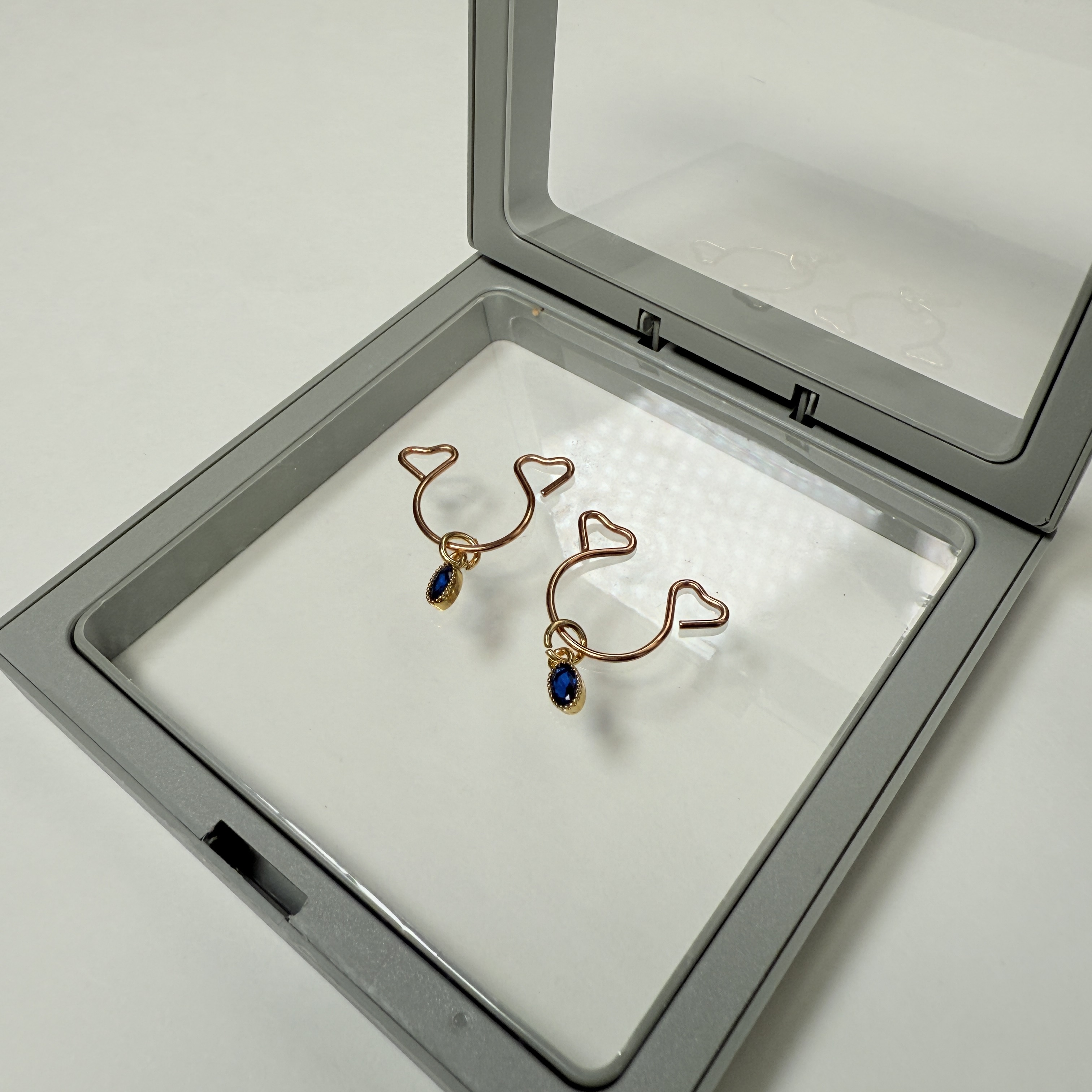 Adjustable birthstone