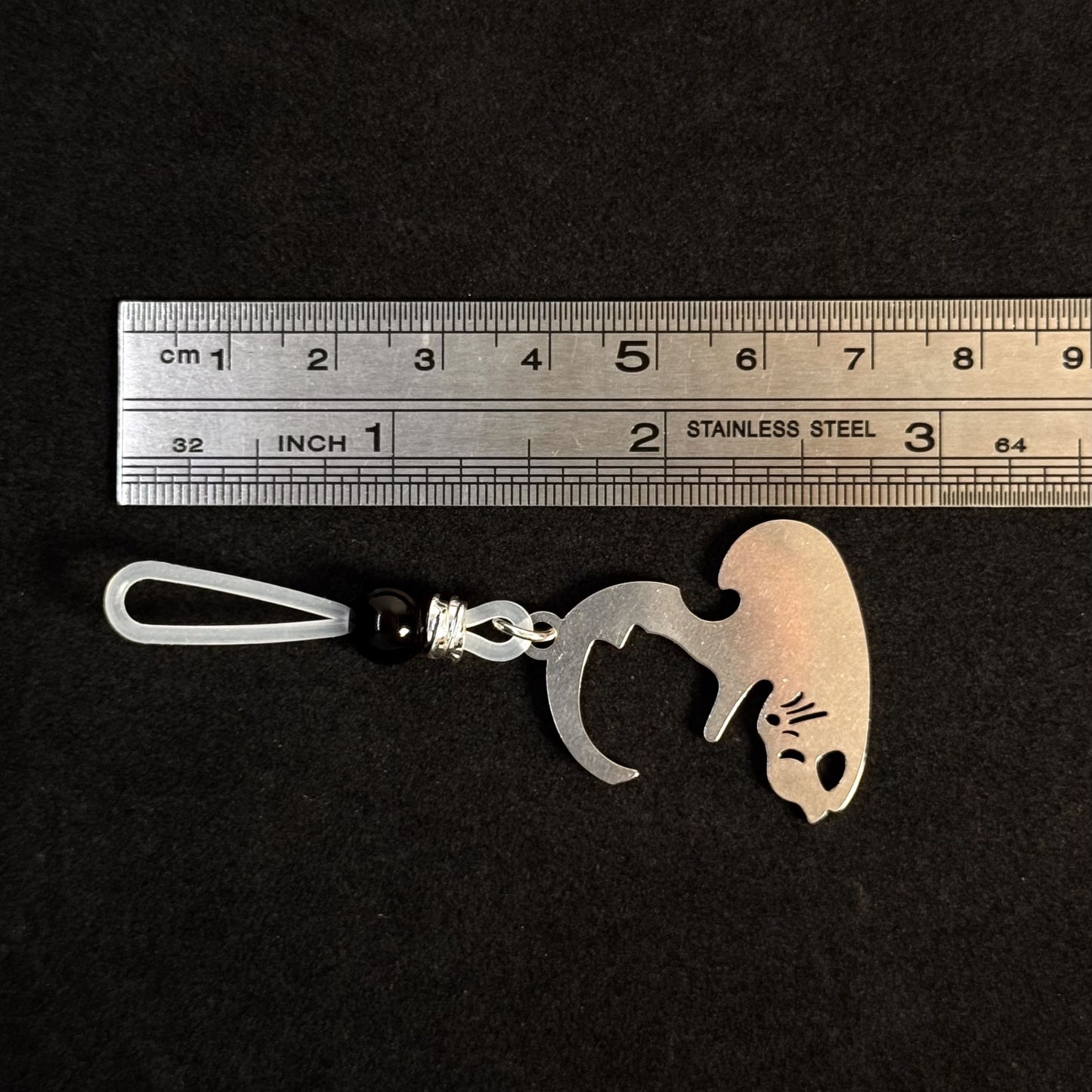 Heart-shaped cat couple nipple clamps