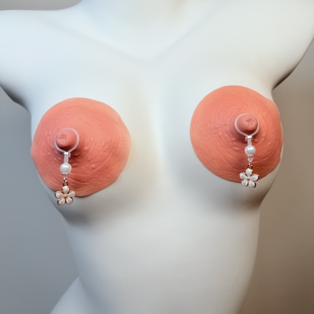 Hole-free fake nipple decoration - crystal petals