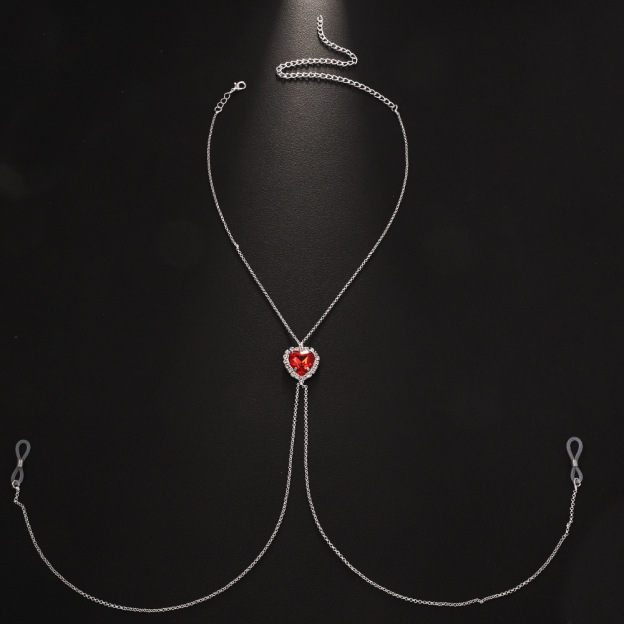 High-end pure heart diamond necklace