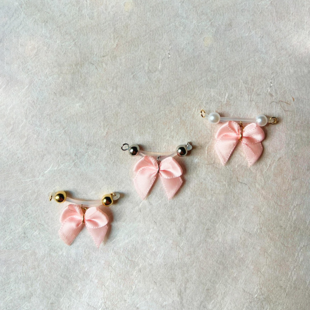 Cute fake nipple piercing with bowknot ornament