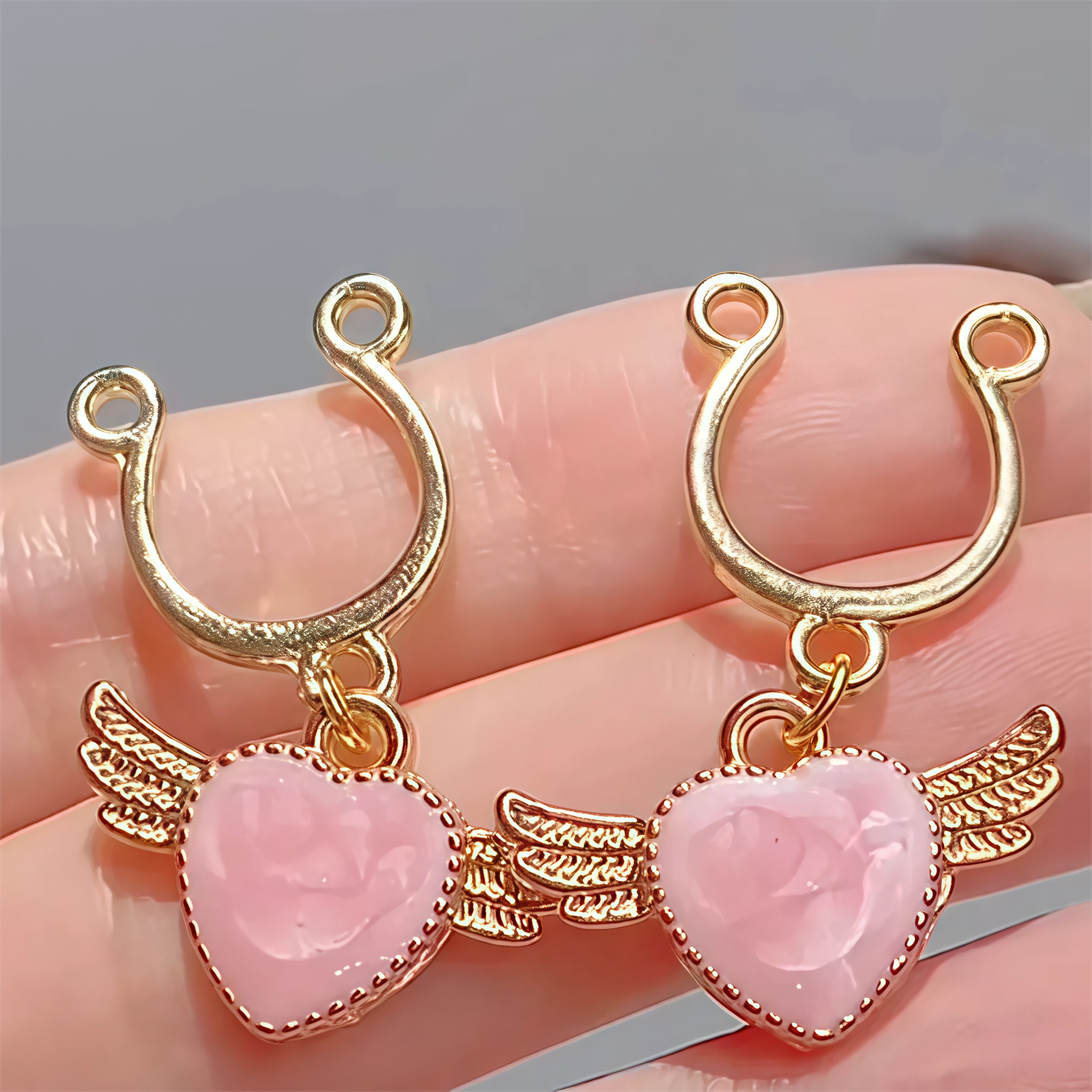 Wings peach heart shaped nipple clamps-Thyye