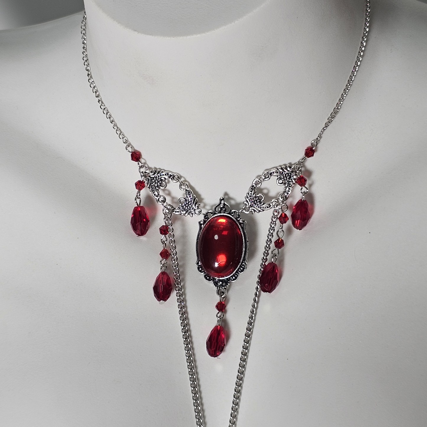 Sexy ruby ​​nipple chain