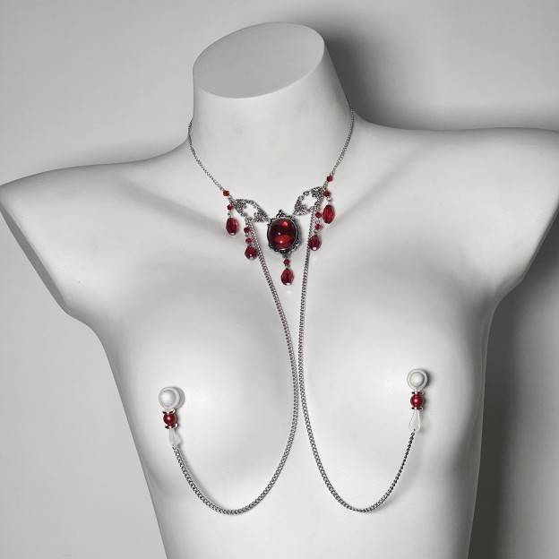 Sexy ruby ​​nipple chain
