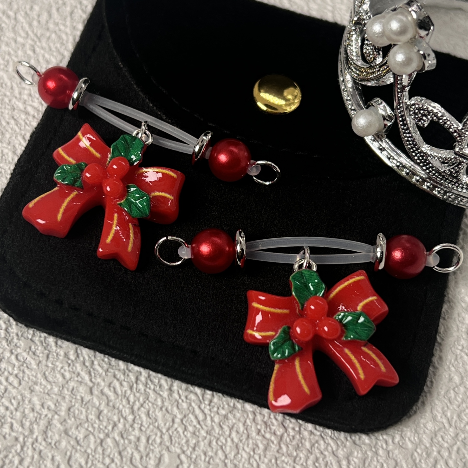Red Kiss Bow Charm Clips