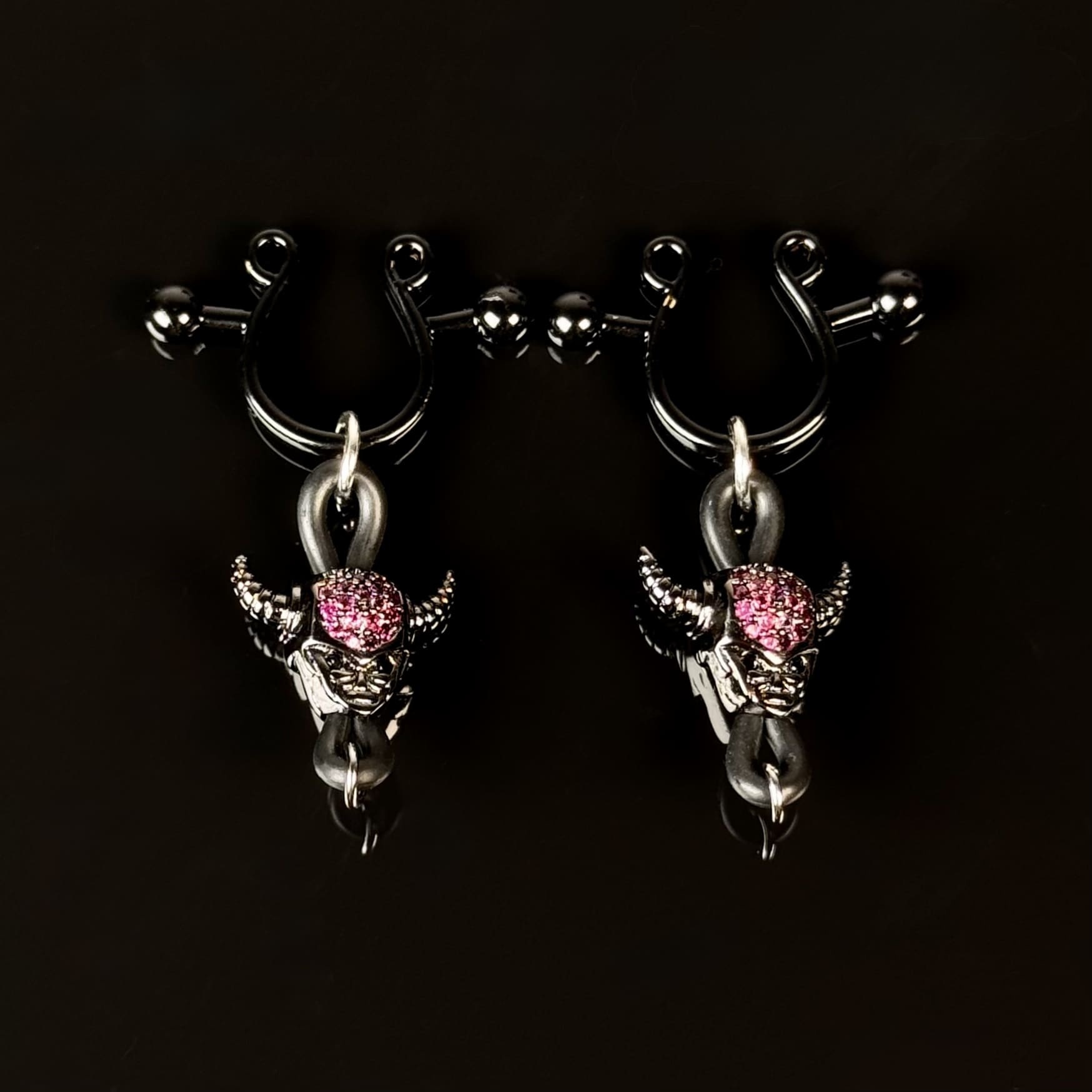 Control & Play Chain Clips