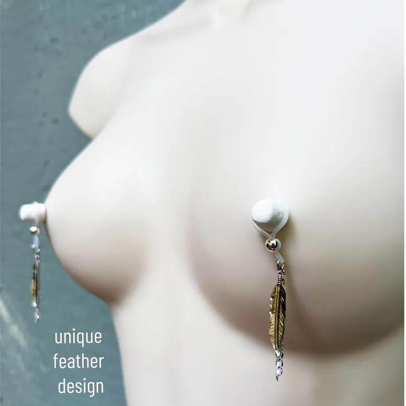 Silver Feather Pendant Nipple Ring