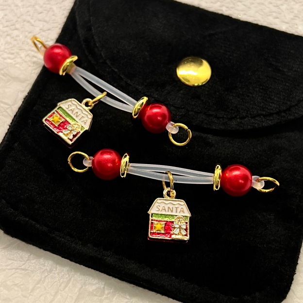 Naughty Cottage Clips