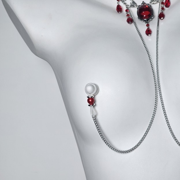 Sexy ruby ​​nipple chain