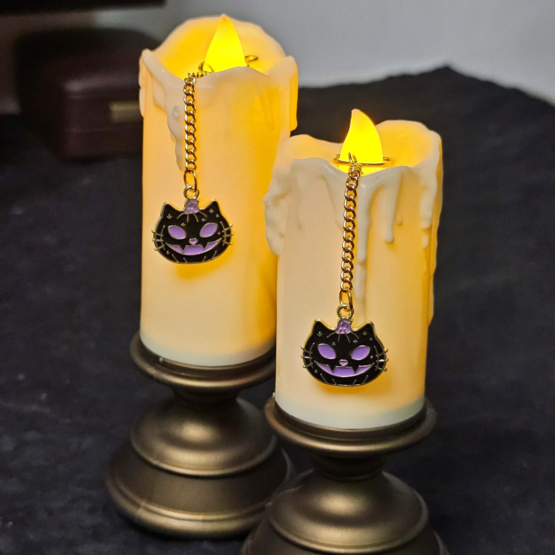 Halloween Chain Cat 🎃