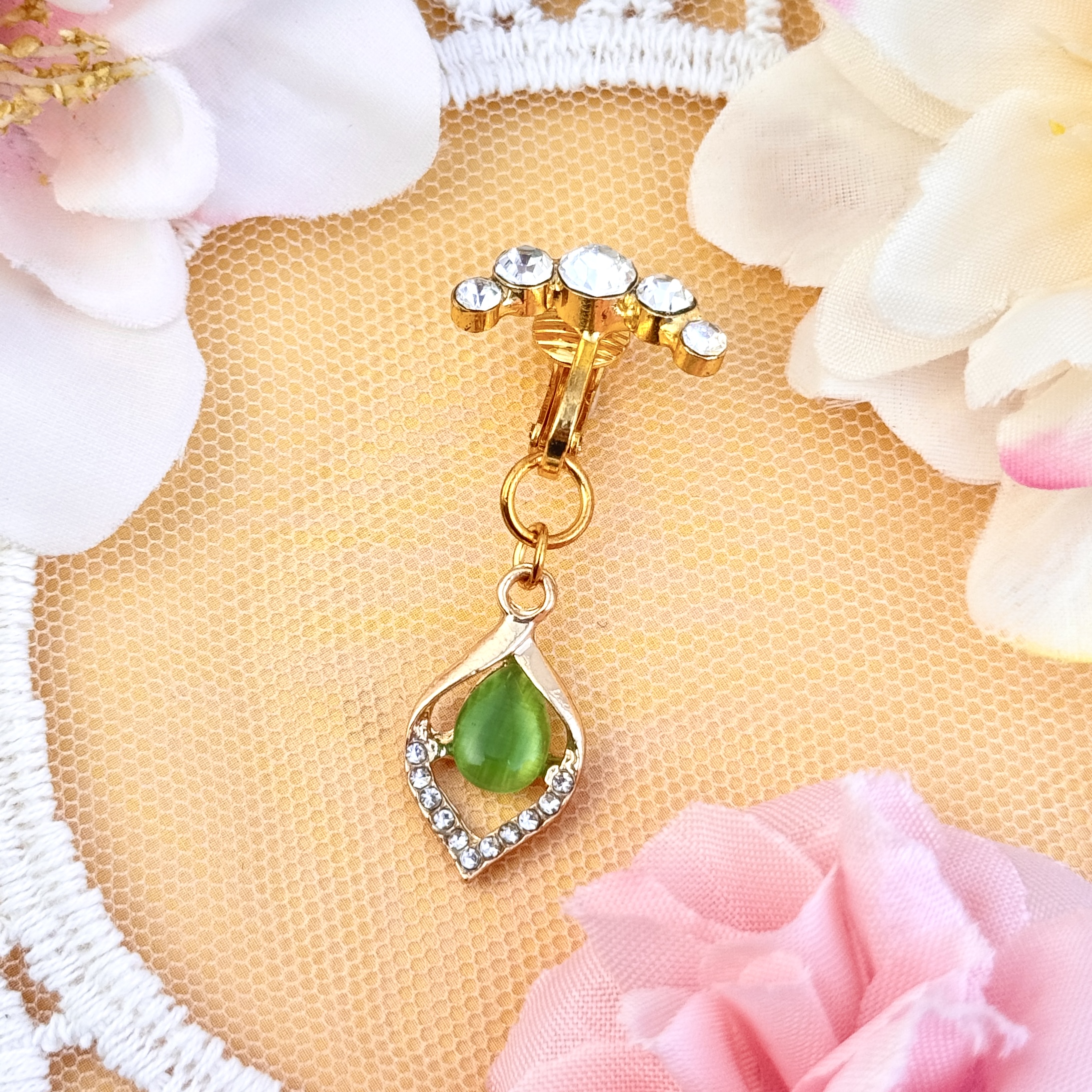Emerald Teardrop Belly Clip