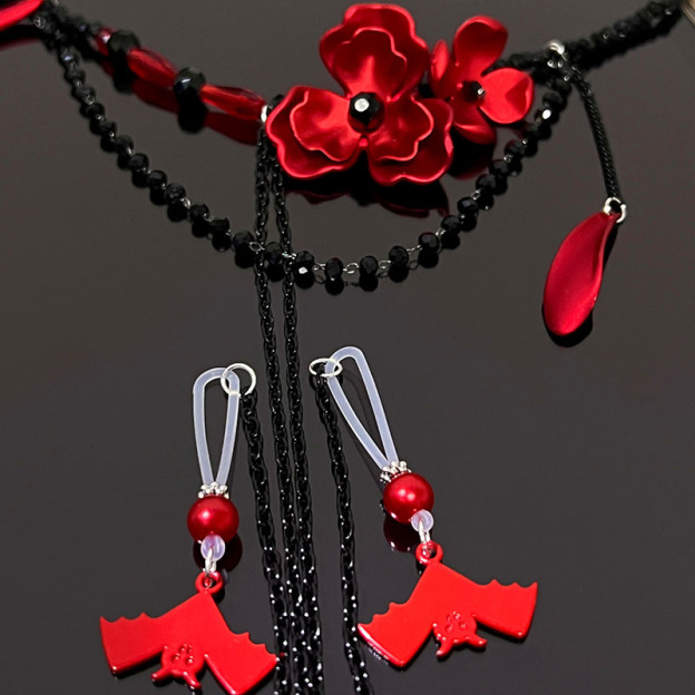 Scarlet Bloom Set 💋