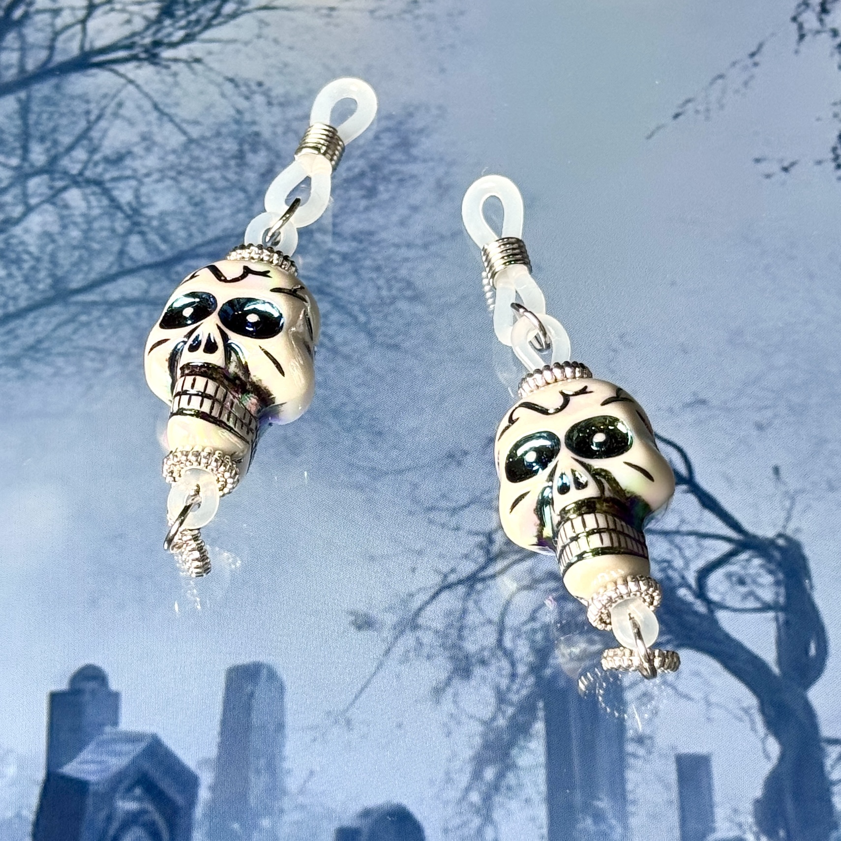 Midnight Skull Spirit Charm
