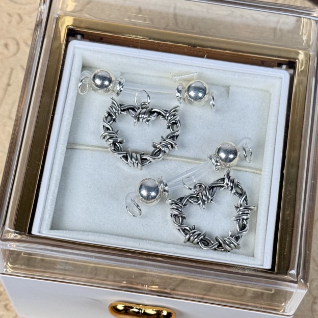 Be Mine Couple Edition