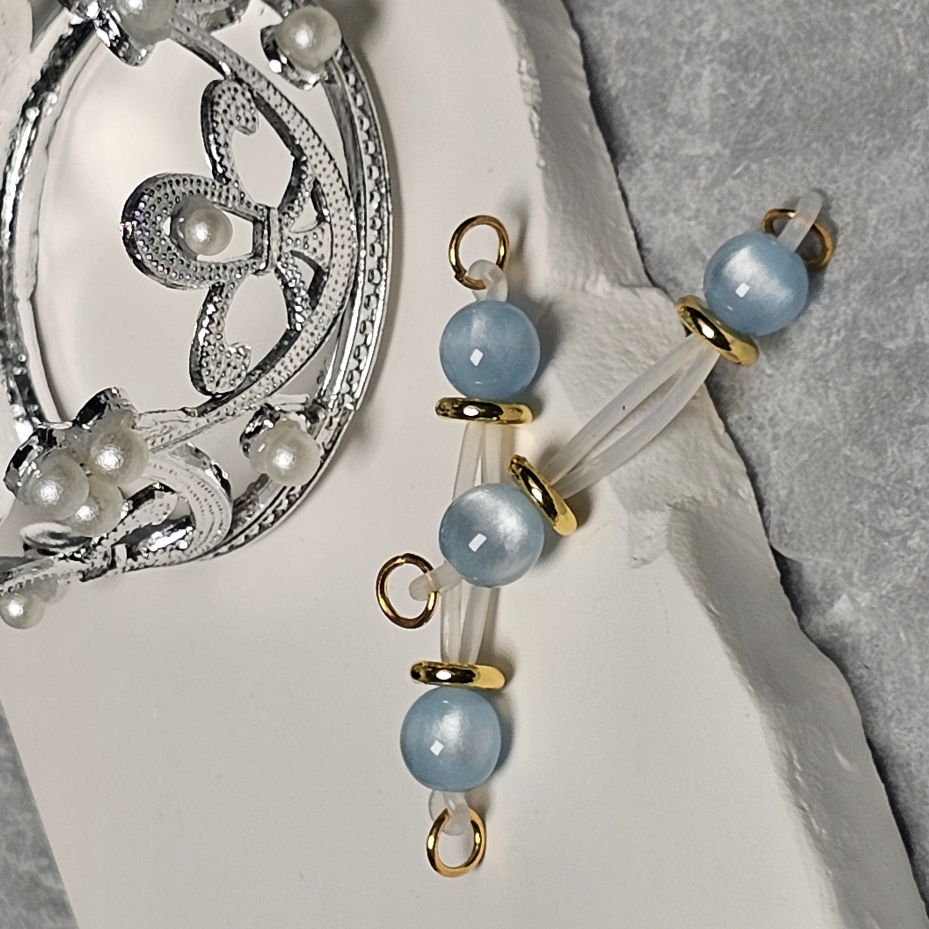 Velvet Bite Crystal Clamps