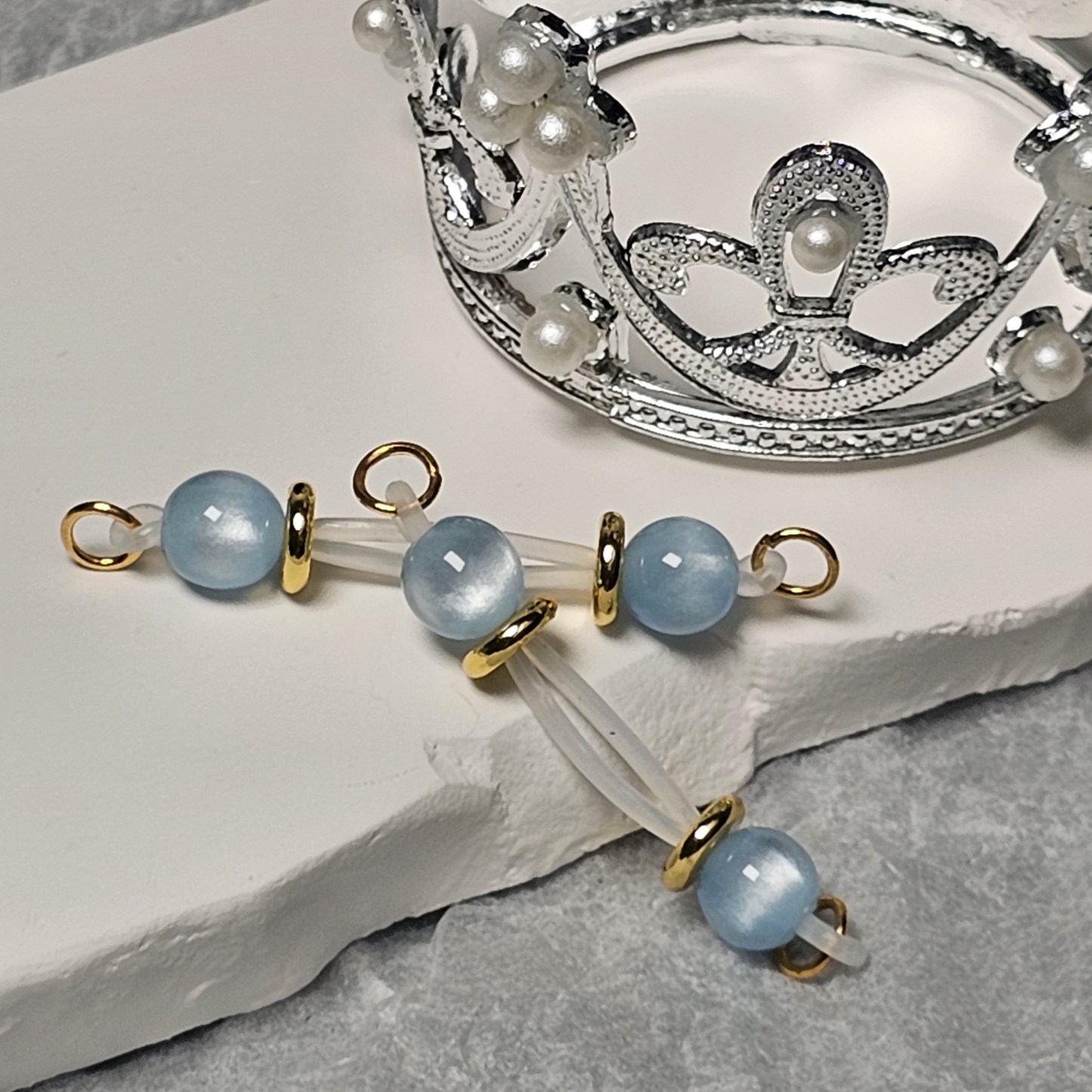 Velvet Bite Crystal Clamps